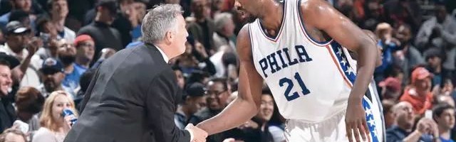  恩比德赛季报销76人陷危机  