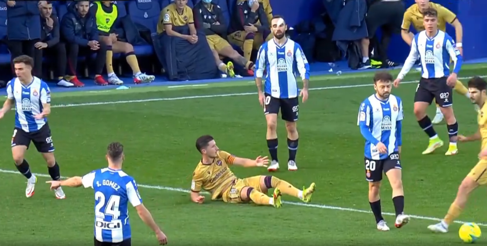  德甲揭幕战上演进球大战创纪录  